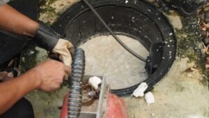 clogged grease trap in Los Angeles, CA